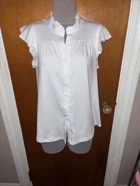 Women’s White Ruffle Collar Button-Down Blouse